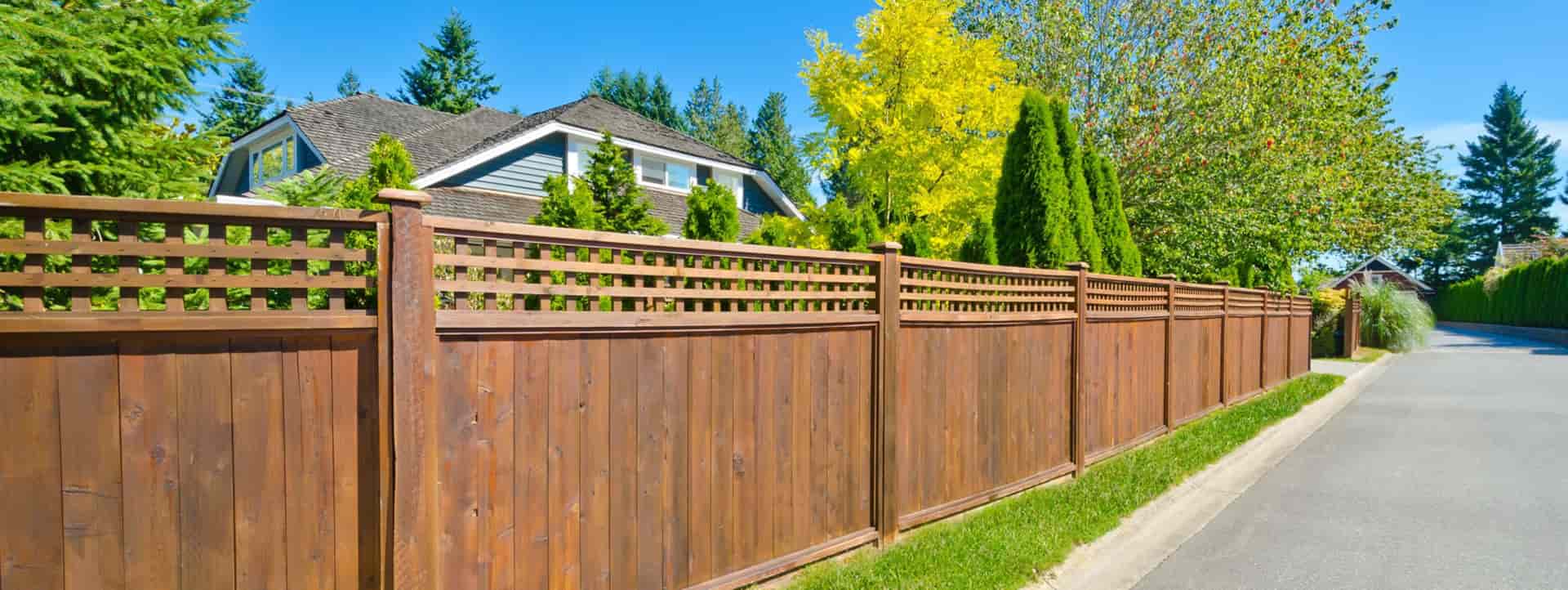 Fence Neighbor Etiquette (!Avoid Disputes!)