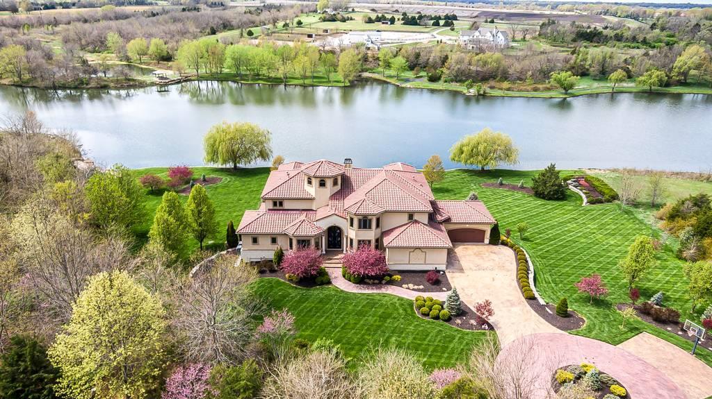 First Time Home Buyer in Kansas Gov't. Grants