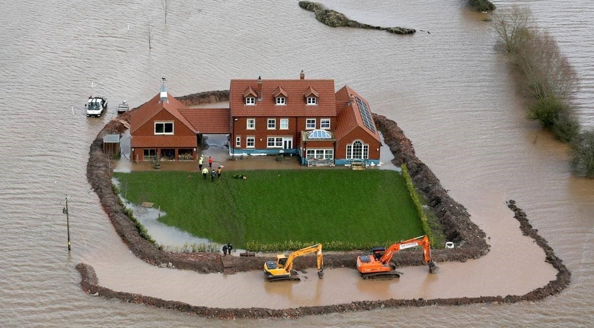 Flood Barriers for Homes ǀ Young Alfred